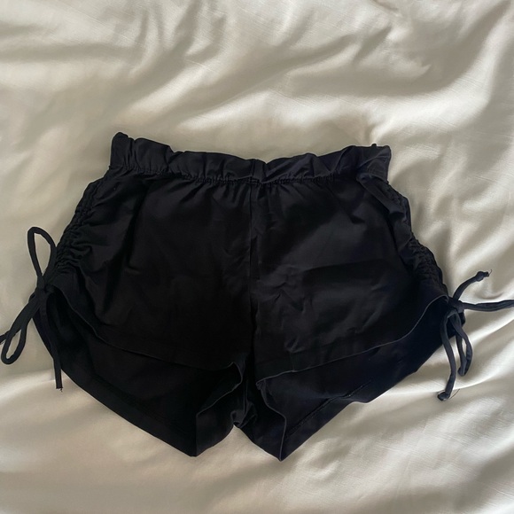 Five the Label High Tied Shorts - Picture 1 of 4